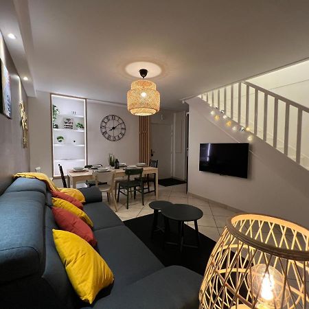 T3 Flat Moderne Sur 2 Etages Metro Parking Free Entrance Autonome Apartment Rouen Bagian luar foto