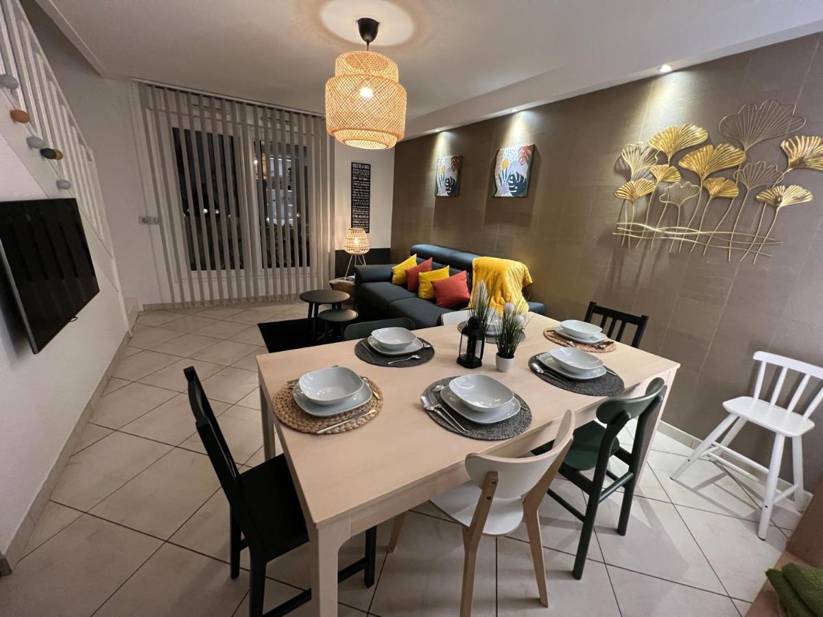 T3 Flat Moderne Sur 2 Etages Metro Parking Free Entrance Autonome Apartment Rouen Bagian luar foto