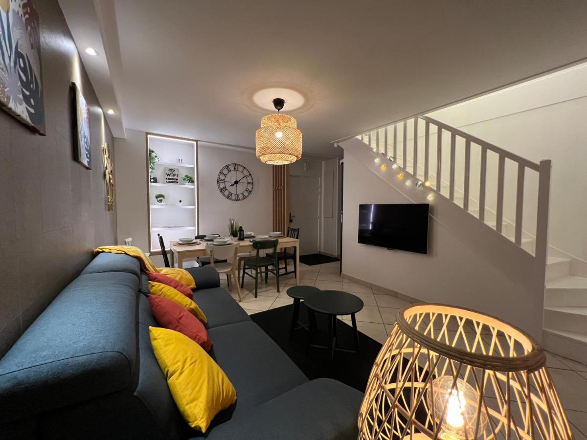 T3 Flat Moderne Sur 2 Etages Metro Parking Free Entrance Autonome Apartment Rouen Bagian luar foto