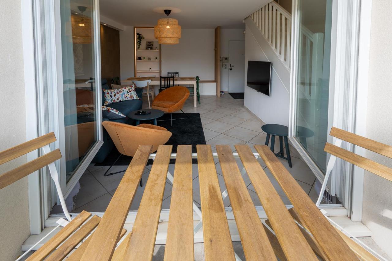 T3 Flat Moderne Sur 2 Etages Metro Parking Free Entrance Autonome Apartment Rouen Bagian luar foto