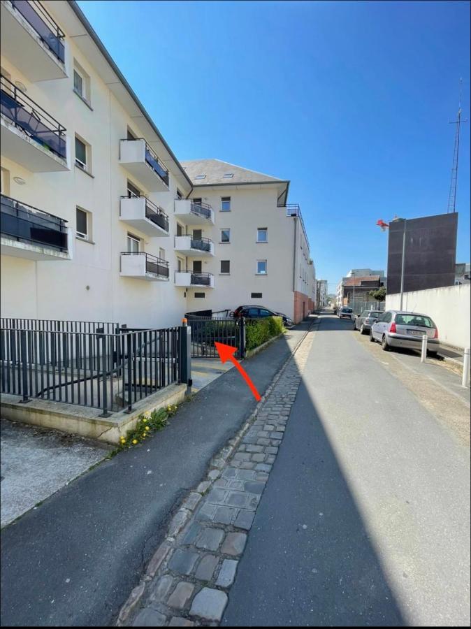 T3 Flat Moderne Sur 2 Etages Metro Parking Free Entrance Autonome Apartment Rouen Bagian luar foto