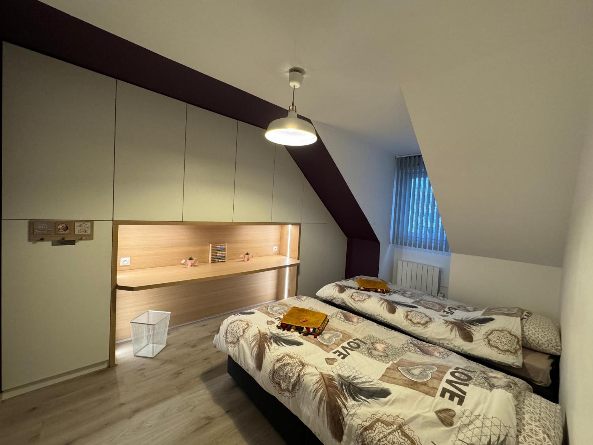 T3 Flat Moderne Sur 2 Etages Metro Parking Free Entrance Autonome Apartment Rouen Bagian luar foto